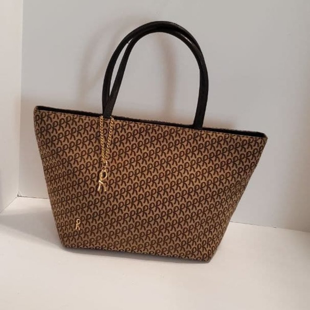 Vintage Roberta di Camerino R Signature Bag